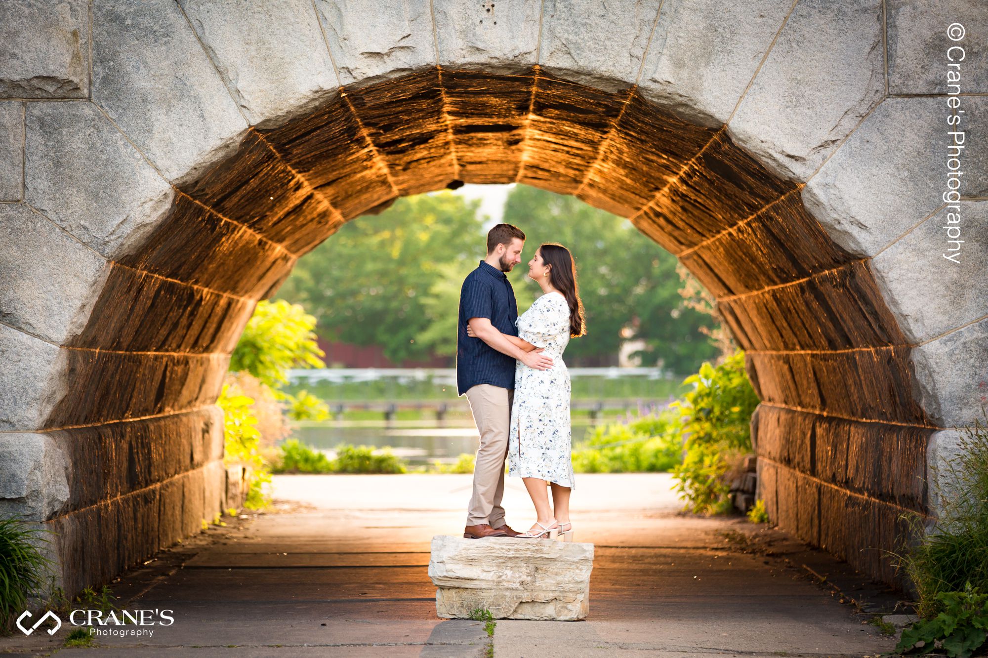 An engagement session photo at Lincoln Park at sunset